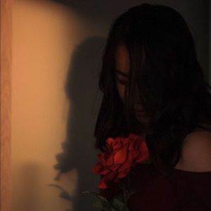 Meet your Posher, Ella